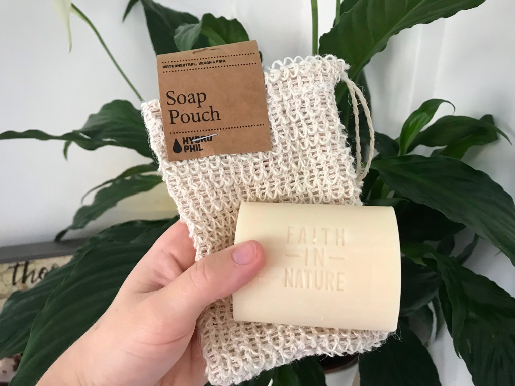 Hydrophil soap pouch